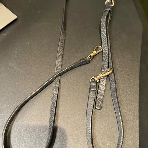 Bandolier iPhone 14 Pro black leather case w/Strap - Picture 4 of 5